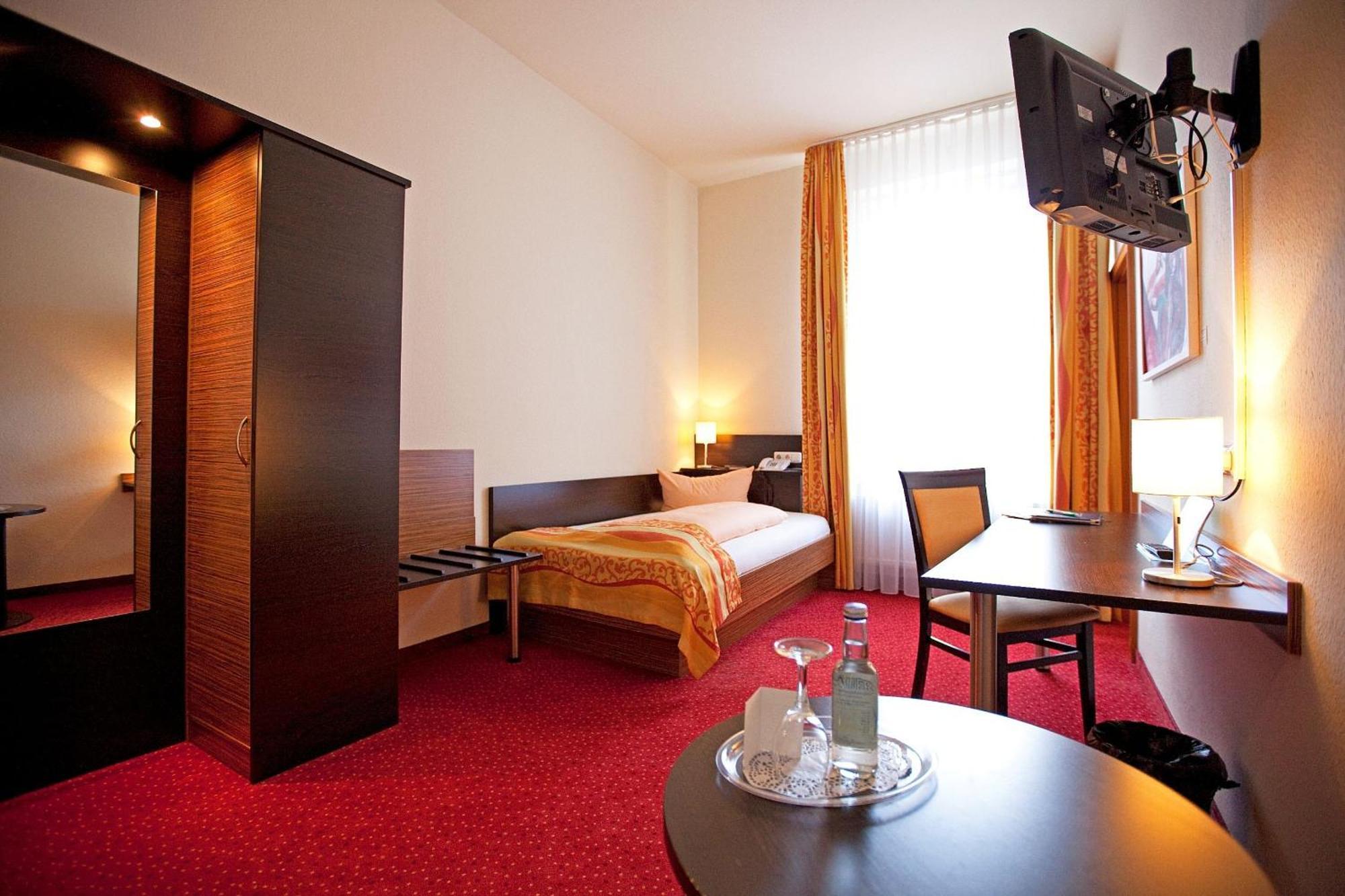 Business Single Room,1602951532:JPEG